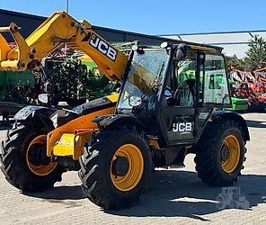 🔔🔔 FEATURED MACHINE
🛠️ 🛠️ 𝟐𝟎𝟏𝟔 𝐉𝐂𝐁 𝟓𝟐𝟔-𝟓𝟔 𝐀𝐆𝐑𝐈 𝐏𝐋𝐔𝐒
🚨€34.500 

View full listing 👉 ow.ly/L7nU50Y142G

✅ 3726 hours
✅ Very good condition
✅ Lifting height: 5.6/Lifting capacity: 2.6