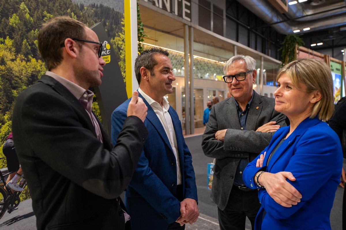 Dipta_cat's tweet image. Seguim amb les reunions i presentacions a FITUR per promocionar la Costa Daurada i les Terres de l'Ebre. Aquest matí, el Patronat de Turisme de la @Dipta_cat participa en la presentació del Tour de França.