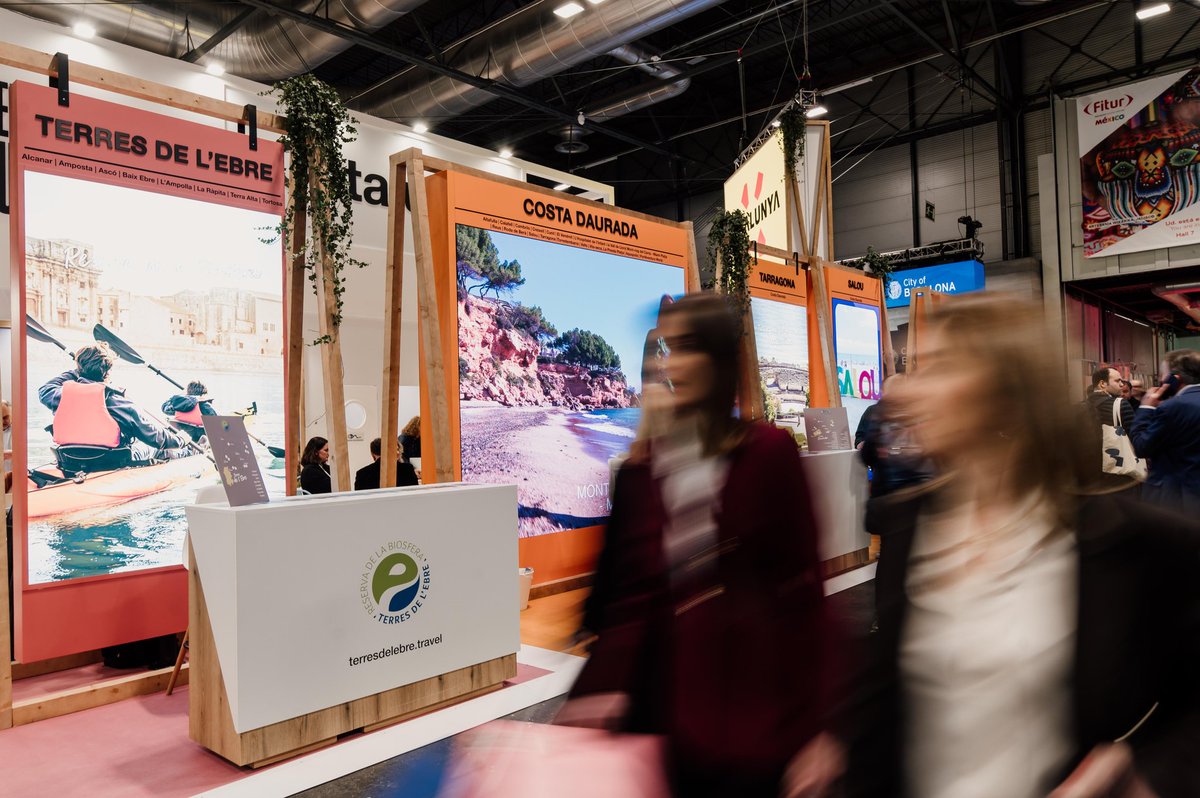 Dipta_cat's tweet image. Seguim amb les reunions i presentacions a FITUR per promocionar la Costa Daurada i les Terres de l'Ebre. Aquest matí, el Patronat de Turisme de la @Dipta_cat participa en la presentació del Tour de França.