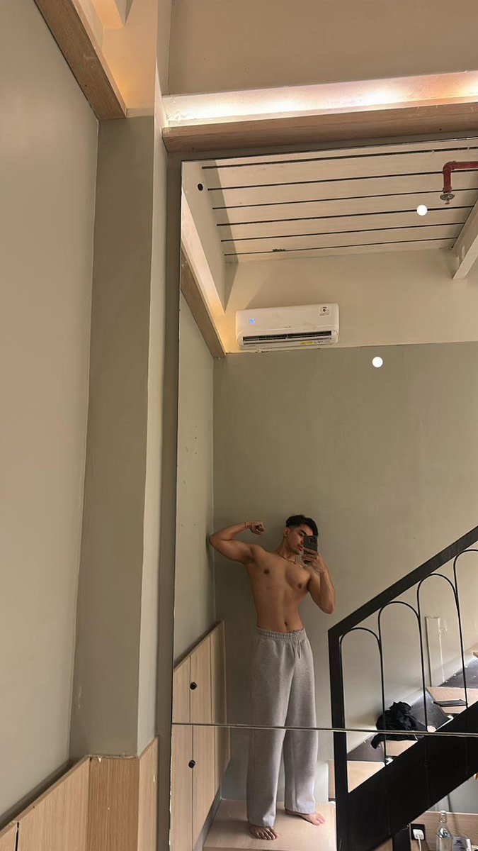 Akang_tona tweet media