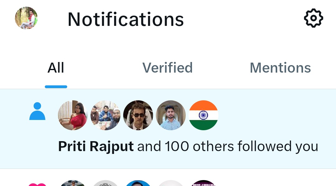 1 घण्टे में 100 नये दोस्त बने --

ये आपसे भी जुड़ जायेंगे बस आपको चारो बटन दबा कर एक प्यारा सा इमोजी भेजना है। 

तो दबा दीजिये सारे बटन और भेज दीजिये रिप्लाई में इमोजी ❤