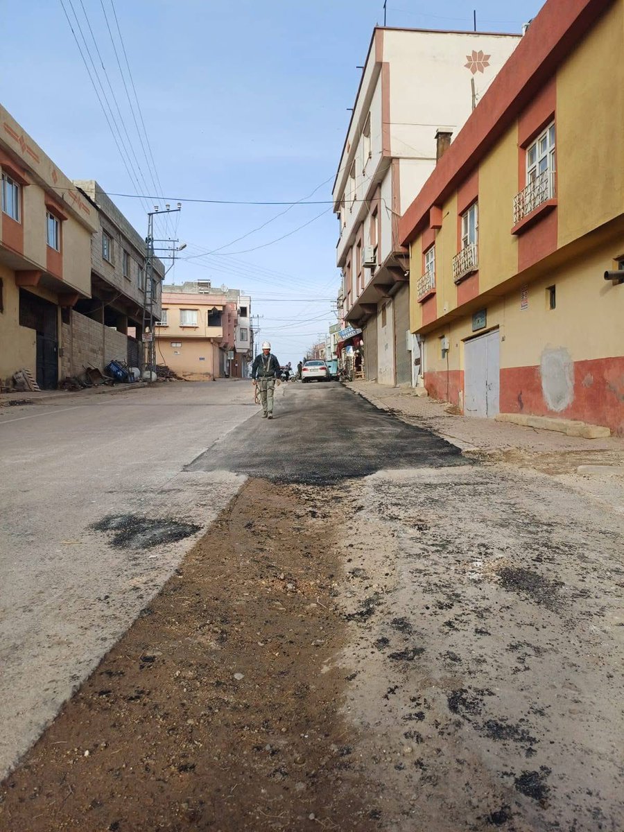 Büyükşehir Belediyemizin Kökün Mahallemizde yaptığı altyapı ve sıcak asfalt çalışmaları için, Oğuzeli’mize her zaman destek olan Gaziantep Büyükşehir Belediye Başkanımız Sayın Fatma Şahin’e gönülden teşekkür ediyoruz.
<a href="/FatmaSahin/">Fatma Şahin</a> 
<a href="/fmfedaioglu/">Fatih Muhaddis FEDAİOĞLU</a> 
<a href="/AKPartiG_Antep/">AK Parti Gaziantep</a>