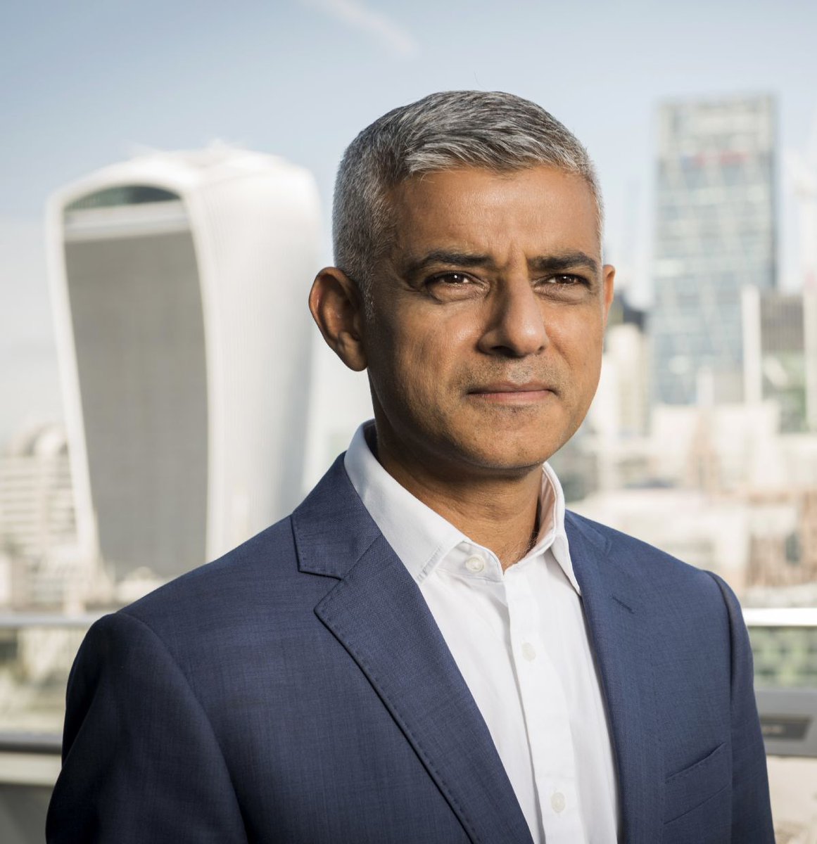 DavidPoulden's tweet image. Sadiq Khan is the worst thing to happen to London since the blitz of the Second World War!
Drop a ❤️ retweet and follow me if you agree.