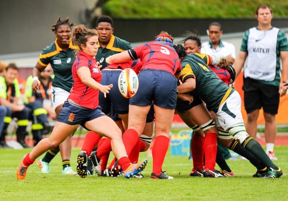 Si algo he aprendido en el deporte de alto rendimiento es que no llegas lejos solo con talento.

Llegas con constancia, con compromiso y con la capacidad de adaptarte.
Caer es parte del proceso.
Levantarse es obligatorio.
A veces sola, otras sostenida por el equipo.
¿Qué pensáis?