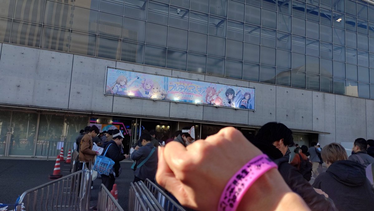 こーし tweet media