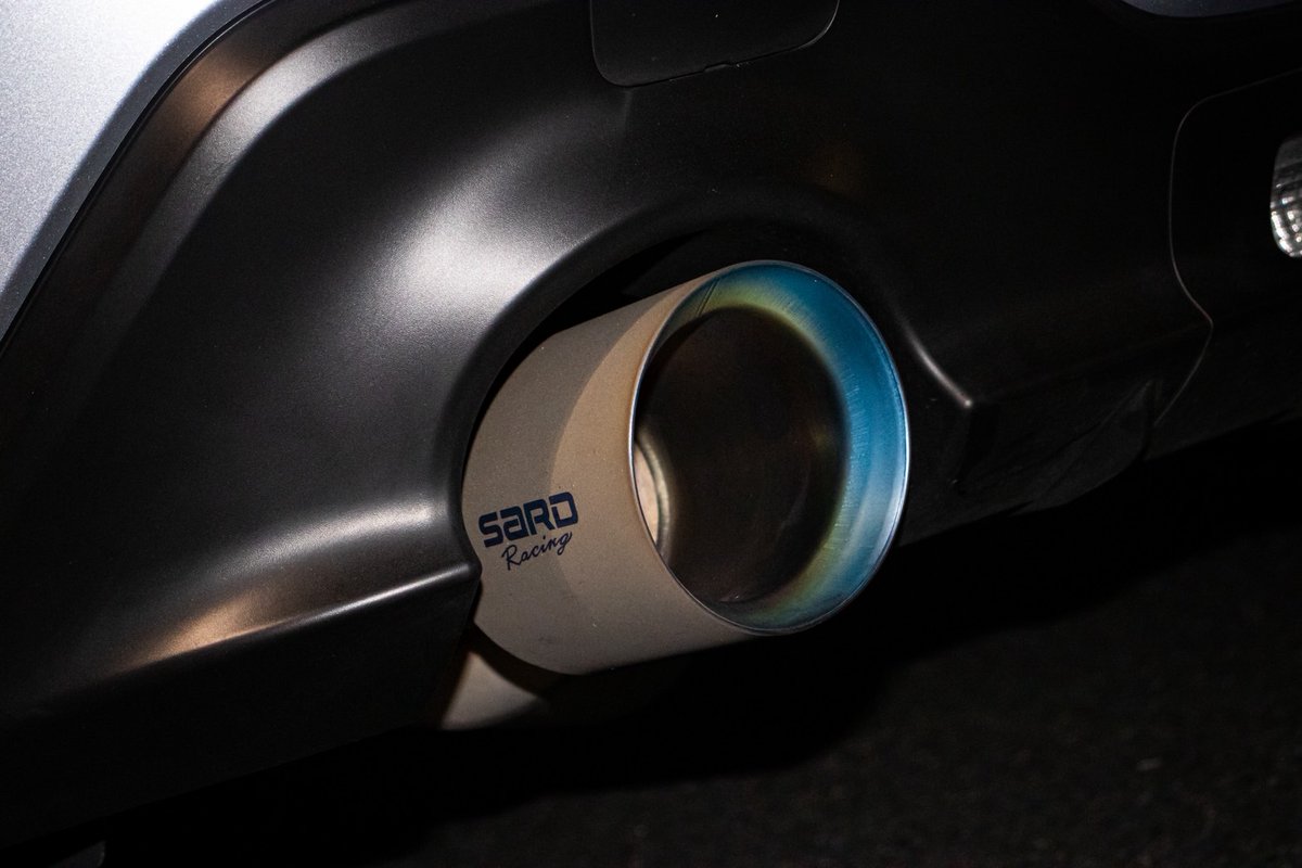 1年点検を済ませSARD車高調とNEWモデルのSARDステアリングを装着!

ぱっと見はほぼ純正だけど、SARDダンパーにSARD車高調にSARDフルチタンマフラーにSARDシフトノブとステアリング✨️

ブレーキ変えてデフ換装してECU現車セッティングもしてるから、ぱっと見ほぼ純正で中身はSARDコンプリート+α