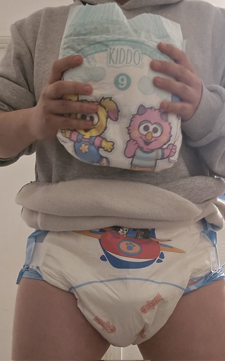 WittleWukie's tweet photo. Fresh diapy secured + cage check... ,#abdl #diapy #chastity #diapercuck #diaperlover https://t.co/peXnUhJQ1o