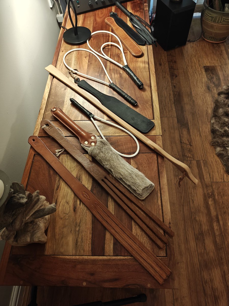 mistressdannay's tweet image. Tools of the trade.... Some anyway.