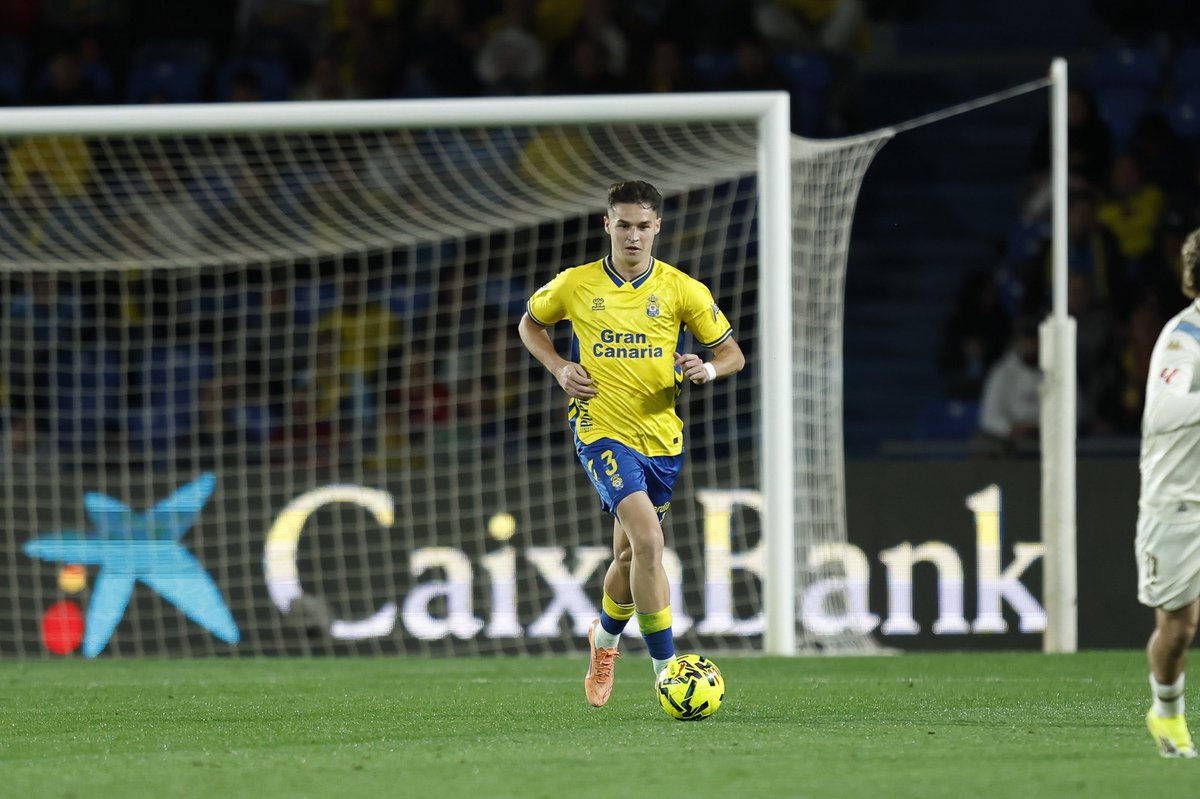 HotspurLane's tweet image. 🚨 Tottenham are planning on signing Las Palmas defender Mika Marmol if Radu Dragusin moves on this window. 

@TEAMtalk