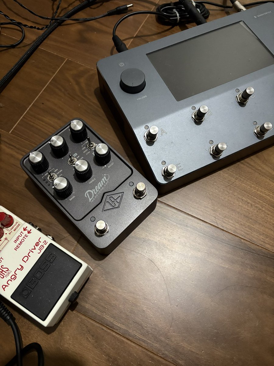 これめちゃくちゃ好きだったのでキャプチャーしてクアッドで使うという荒技をやります