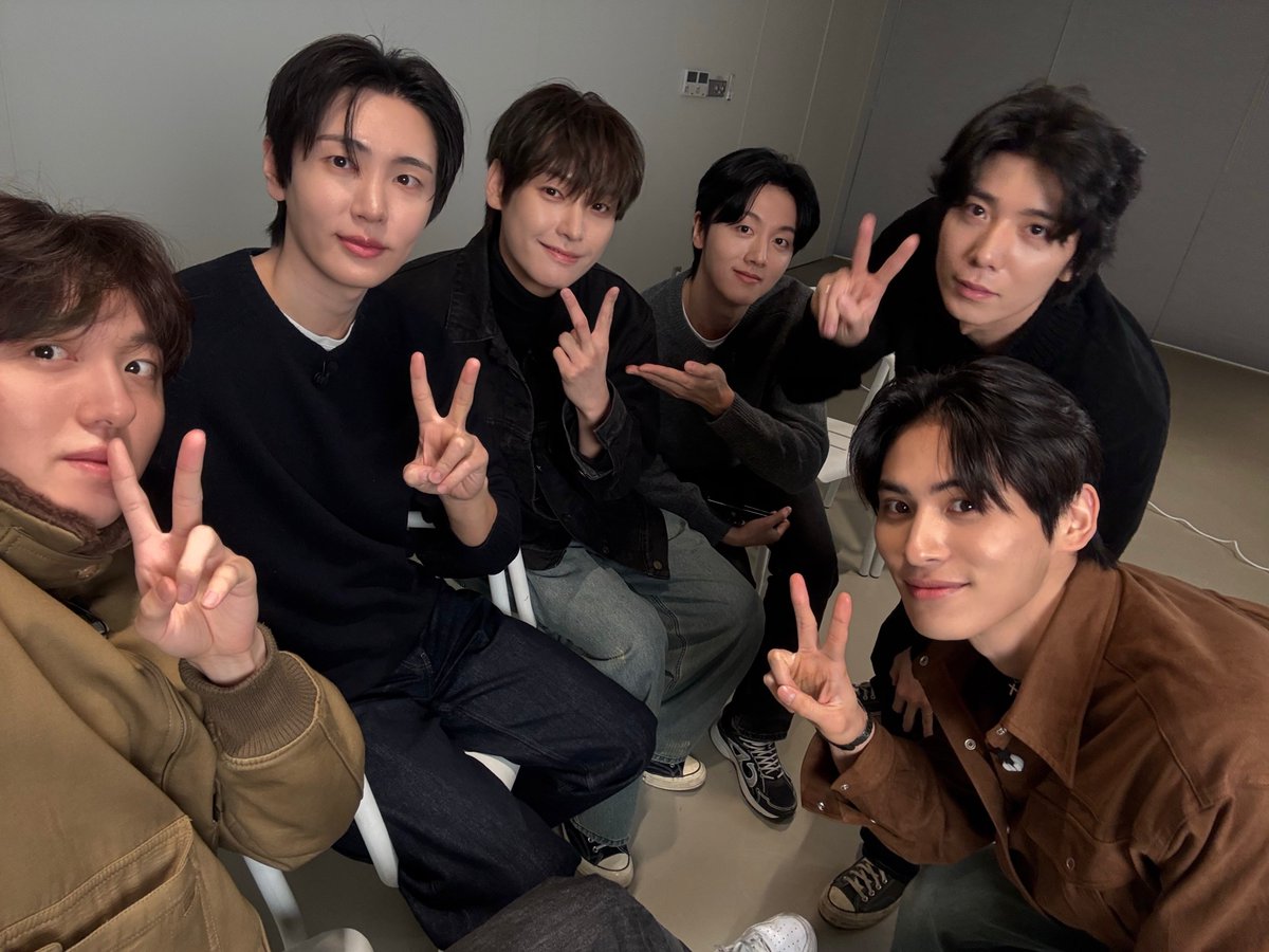 [📸] 신!인 가수 인성입니다! ㅣ'Mute is Off' MV Reaction

✔ youtu.be/IzoJNo8Q9zY

#SF9 #에스에프나인 #인성 #INSEONG 
#Crossfade #Mute_is_Off