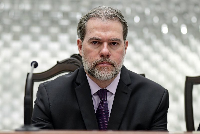 TI_InterBr's tweet image. Já há um conjunto de evidências muito mais que suficientes para que a PGR e o Senado instaurem procedimentos de apuração. A imprensa já noticiou:

(1) irmãos do min. Toffoli estiveram registrados como controladores do resort de luxo Tayayá; (2) aportes milionários ao Tayayá por…