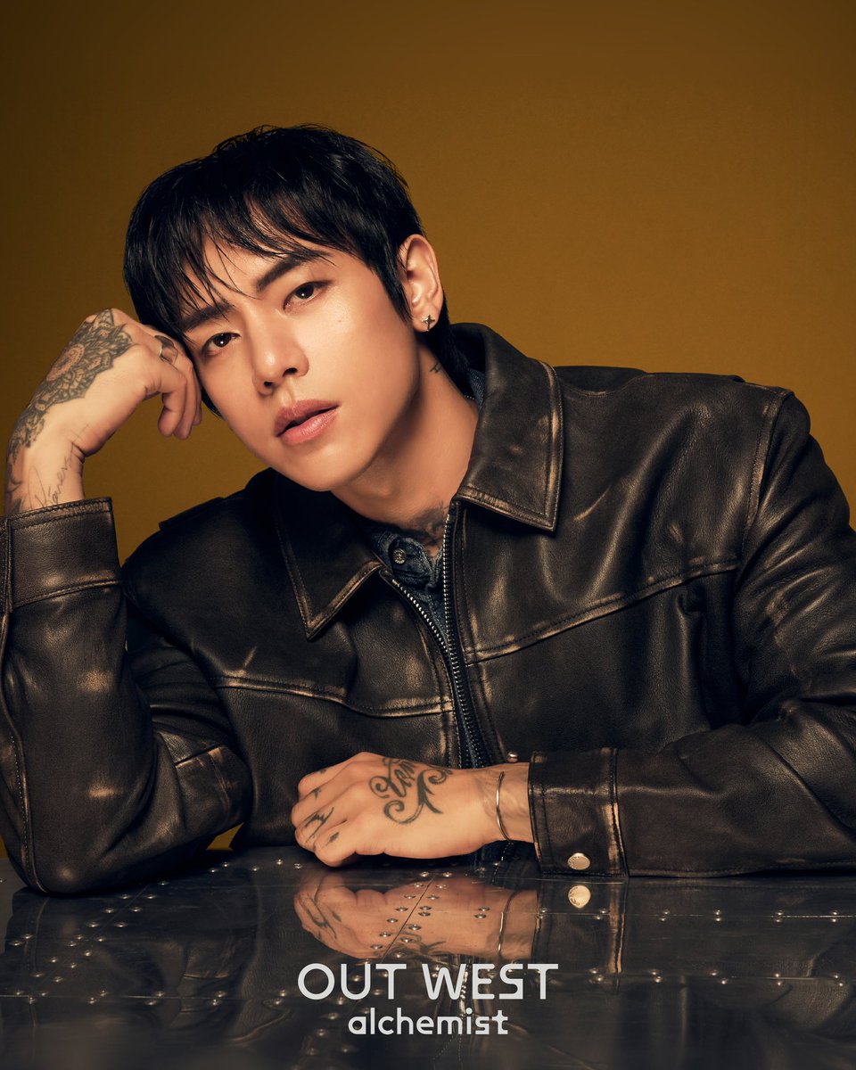 alchemistfrag's tweet image. WHEN THE NIGHT THRILL BEGINS
@DPRIAN_ for OUT WEST P.M Elixir