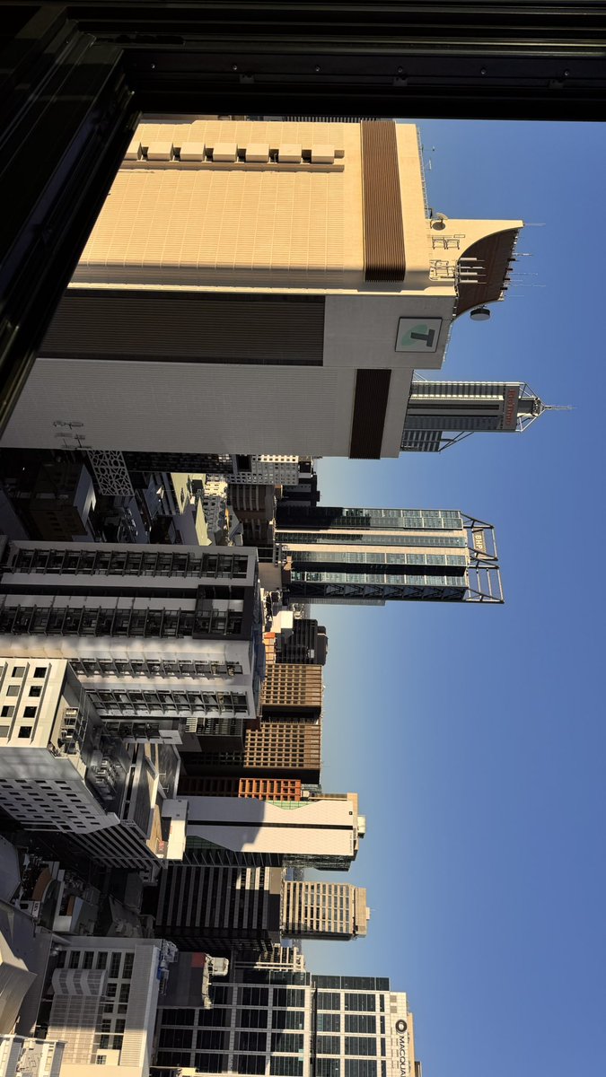 couldntknow's tweet image. 