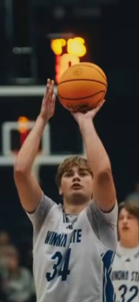 Happy 20th Birthday <a href="/jackson_hayes33/">Jackson Hayes</a>!!