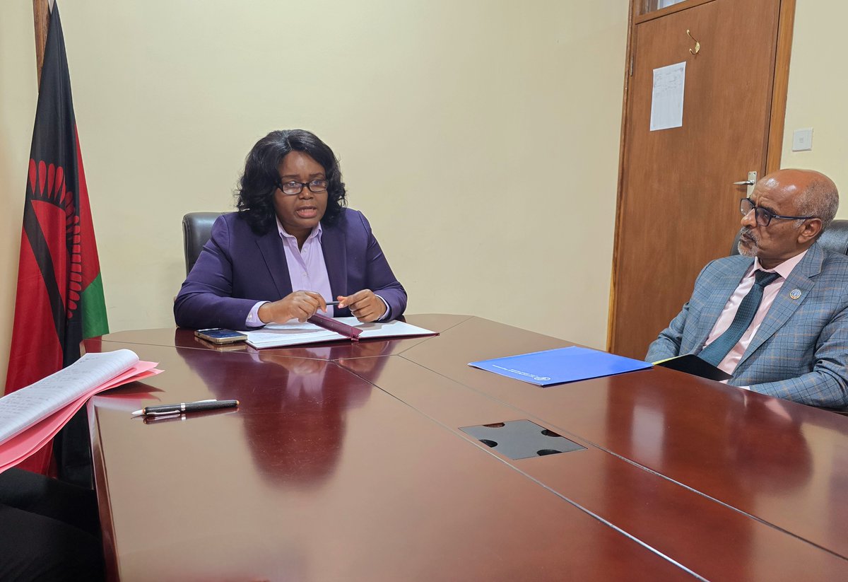 FAOMalawi's tweet photo. FAO Representative to Malawi, Mr Ali Said Yesuf, presented his letters of credence to the Minister of Agriculture, Hon. Roza Fachi Mbilizi, reaffirming FAO’s commitment to strengthened cooperation &amp; partnership. 
Read more here👉https://t.co/QZejAbGloZ https://t.co/9G9nlx3RJt