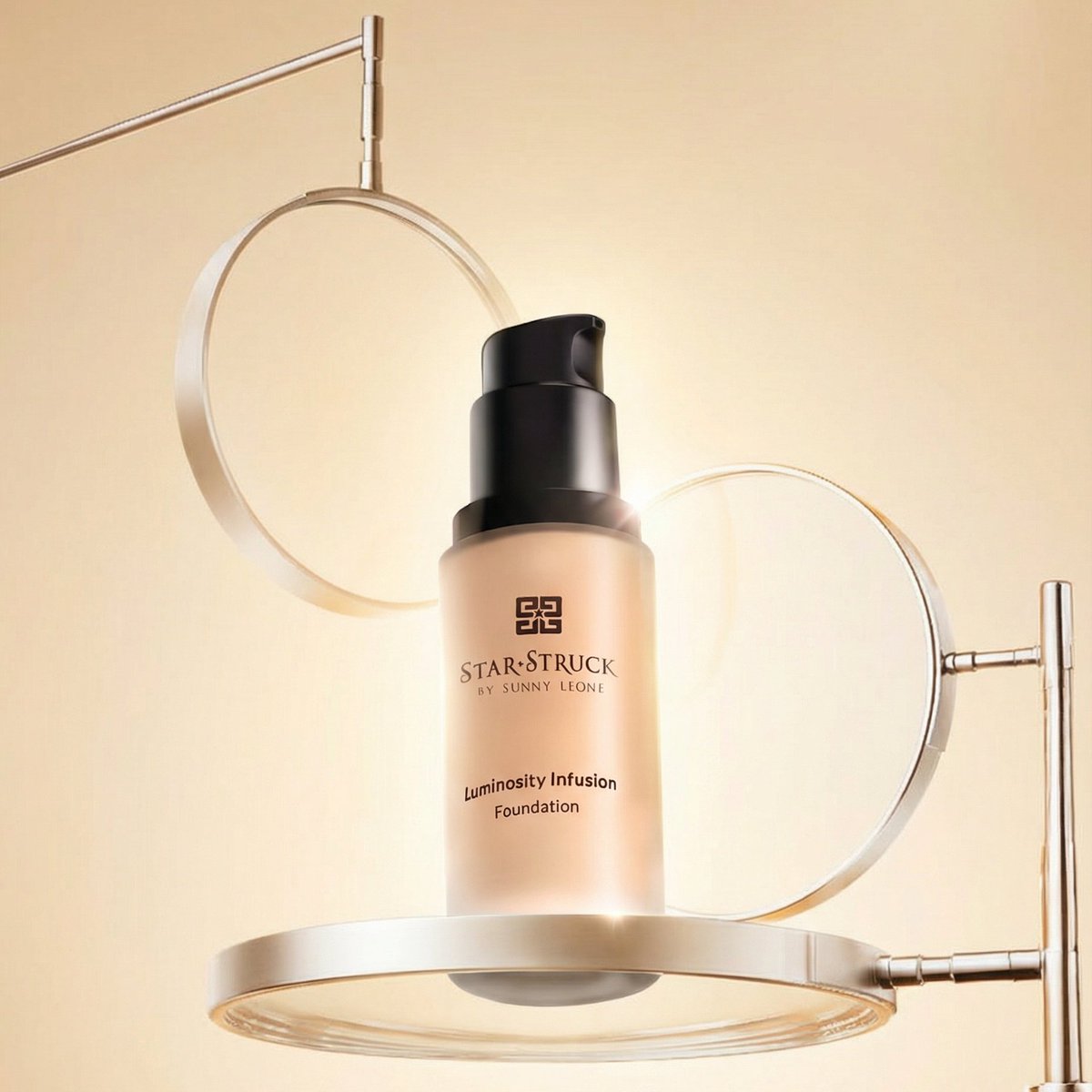 StarStruckbySL's tweet image. Covers what you want. Shows what you love.
Luminosity Infusion Foundation made to match every skin tone - shorturl.at/3jTk5
.
#foundation #facebase #makeupbysunny #sunnyleone #mattefoundation #foundationforeverydayuse