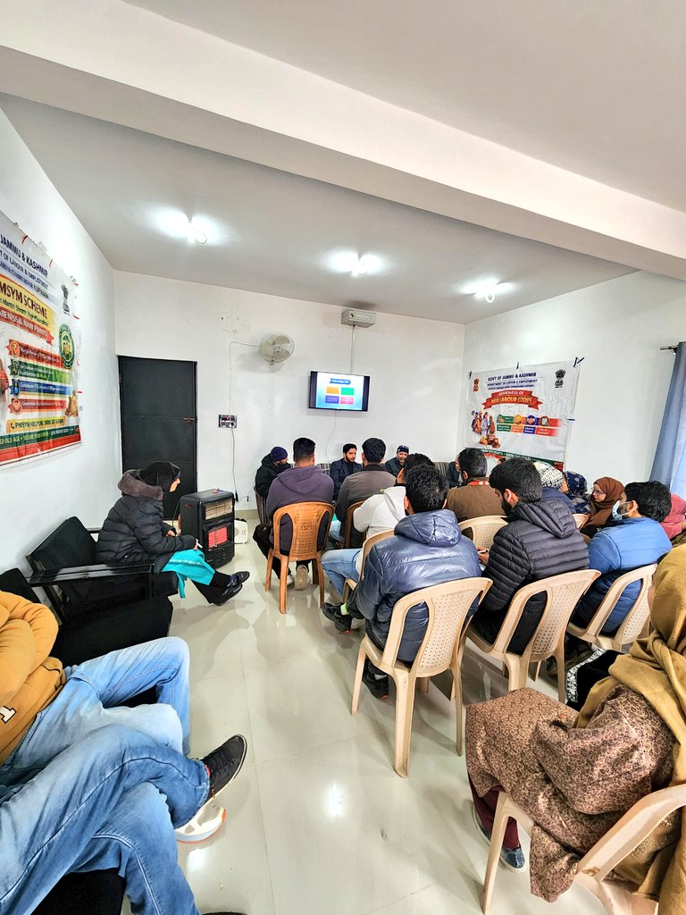 Asst Labour Commissioner Kupwara tweet media