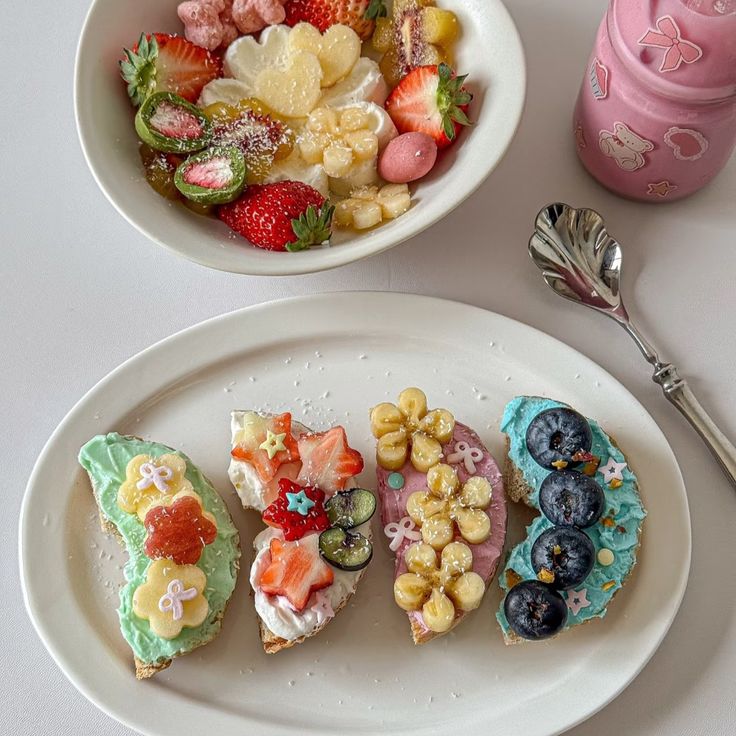 moonimiau's tweet image. — Minhas fear &amp;amp; safe foods
 Cite &amp;amp; opine

 Thread de uma andarilha em movimento