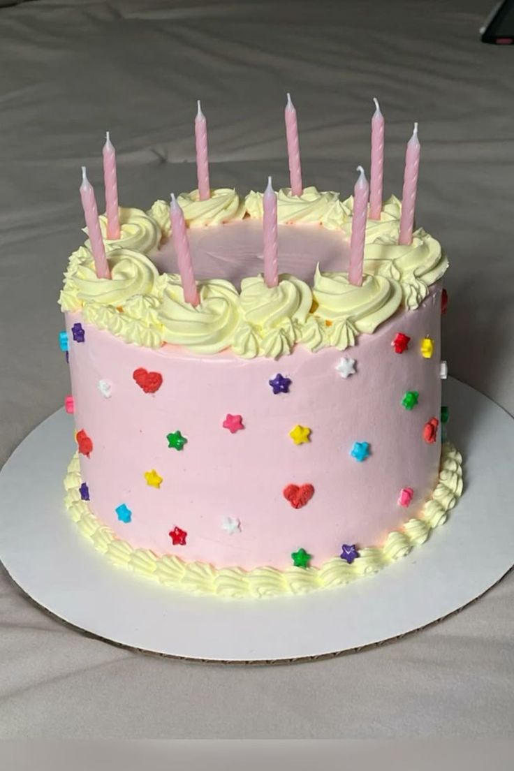 moonimiau's tweet image. Bolo 🍰