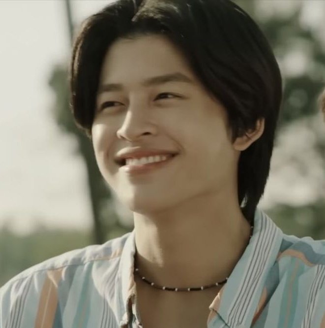 oh this little thing on his neck is full of memories... 😭
#TheeAndTheeSeries