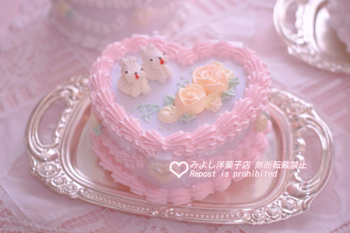 miyoshi_cake's tweet photo. こちらが納品した新作一覧です♪
名古屋周辺にお住まいの方々、ぜひお越しくださいませ🍰
#スイーツアートの世界展 https://t.co/ktvl50gIwk