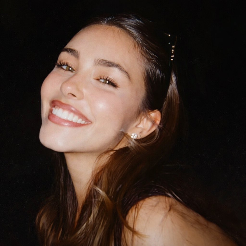 silentspins's tweet image. my girl 🥺