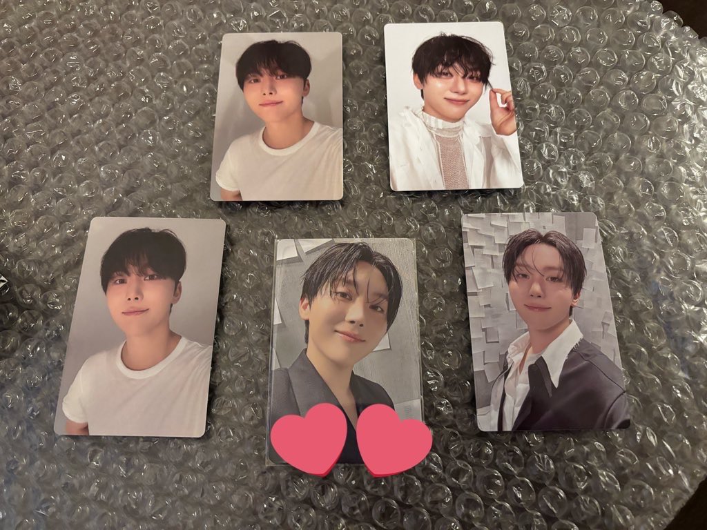 naotojsb83's tweet photo. @boo_bearSK 検索より失礼致します。
当方が所持している画像💞いがいの4枚とお借りした画像💖4まいでの交換は可能でしょうか？
ご検討ください。 https://t.co/EnN8p1Opio