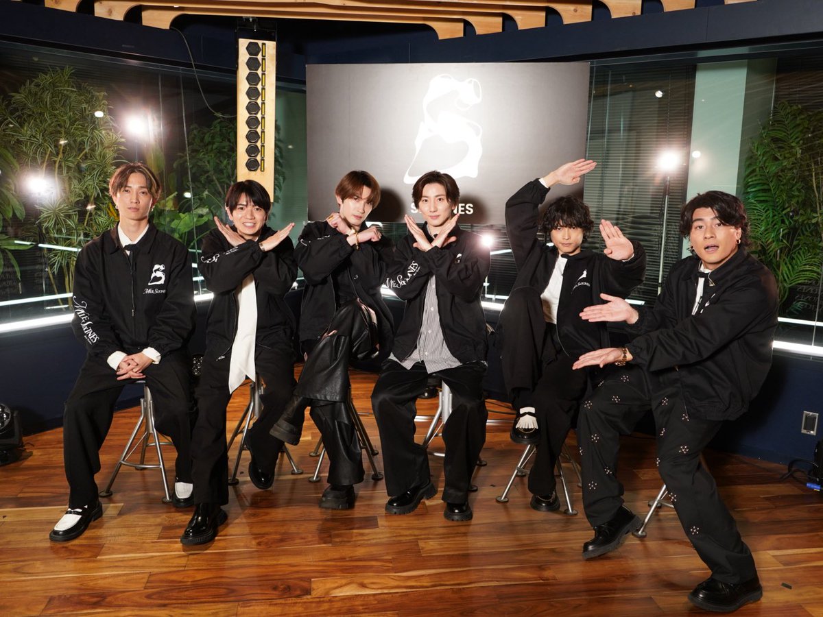 ＼#SixTONESデビュー6周年祭  🎉／

SixTONESデビュー6周年記念生配信
ご視聴ありがとうございました！

SixTONESのデビュー6周年はこっから！🏃
よろしくお願いします！✨️

#参るSixTONES
#SixTONES_MILESixTONES