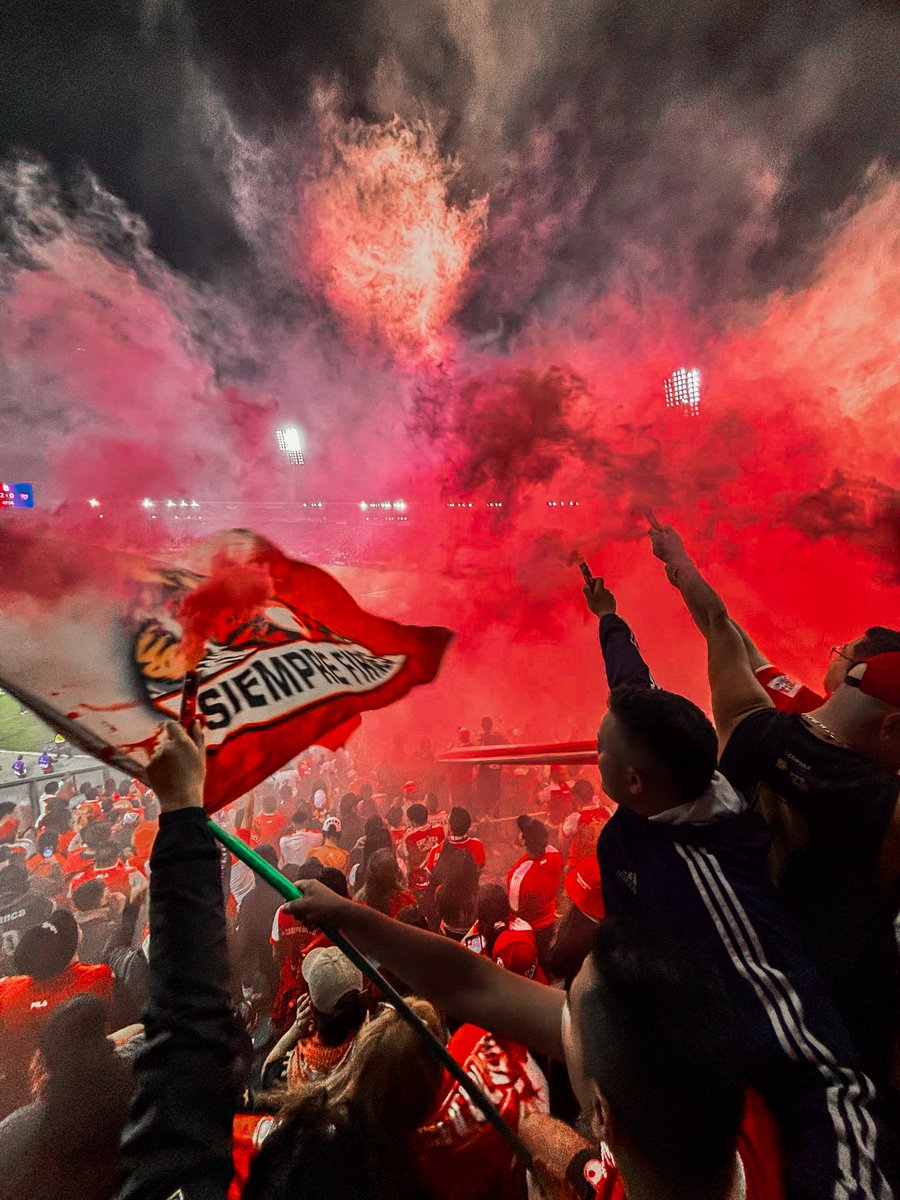 ¡SUPERCAMPEONES! 🇮🇩🏆<a href="/Siempre__Firmes/">Siempre Firmes</a>