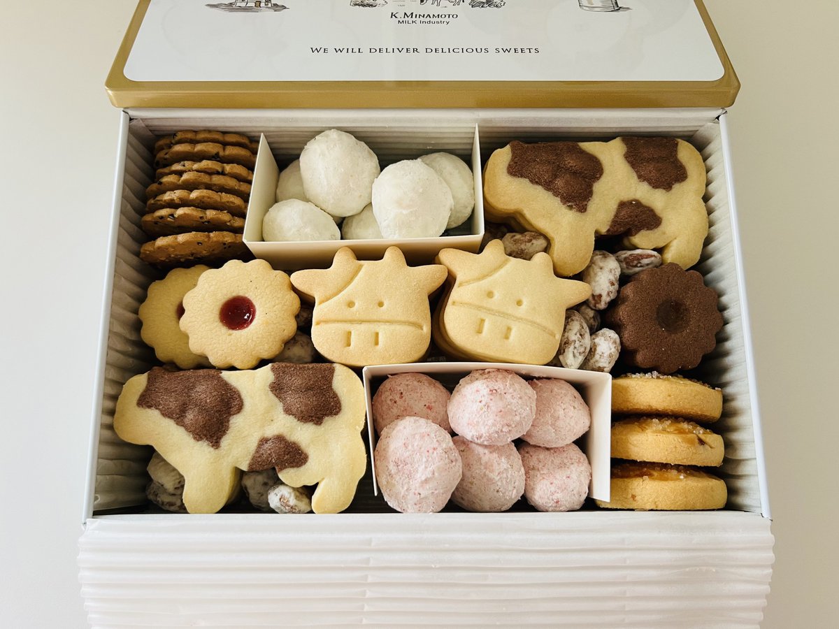 chapo_umr's tweet photo. かわいいクッキー🐮🍪
源吉兆庵のヨーグルト専門店🐄 https://t.co/TMV7t6t9Nh