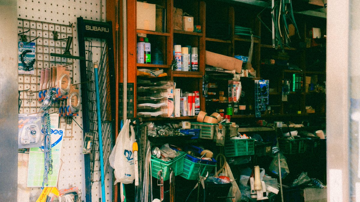 SinSinology tweet media