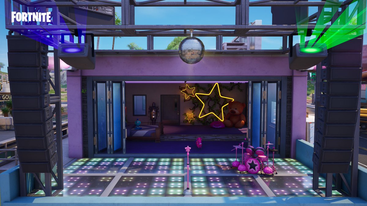 Guille_GAG's tweet photo. Chappell Roan will headline #Fortnite Festival in 2 weeks! 🎵

Many pink and medieval props are now in Battlewood Boulevard. https://t.co/ZS8XnquAuP