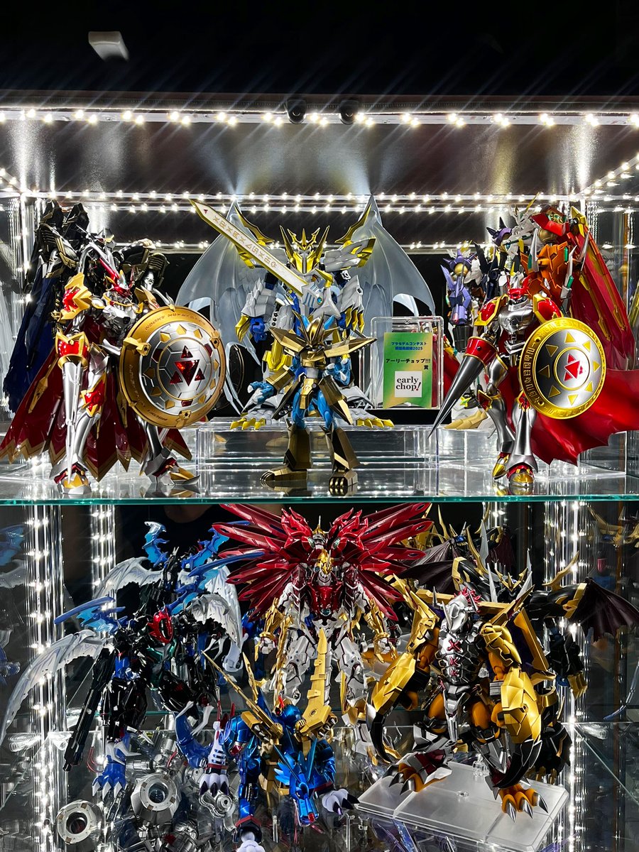 pochitama03's tweet image. 戻ってきたインペPMを修理して定位置に
もらった札も添えて
#digimon #デジモン