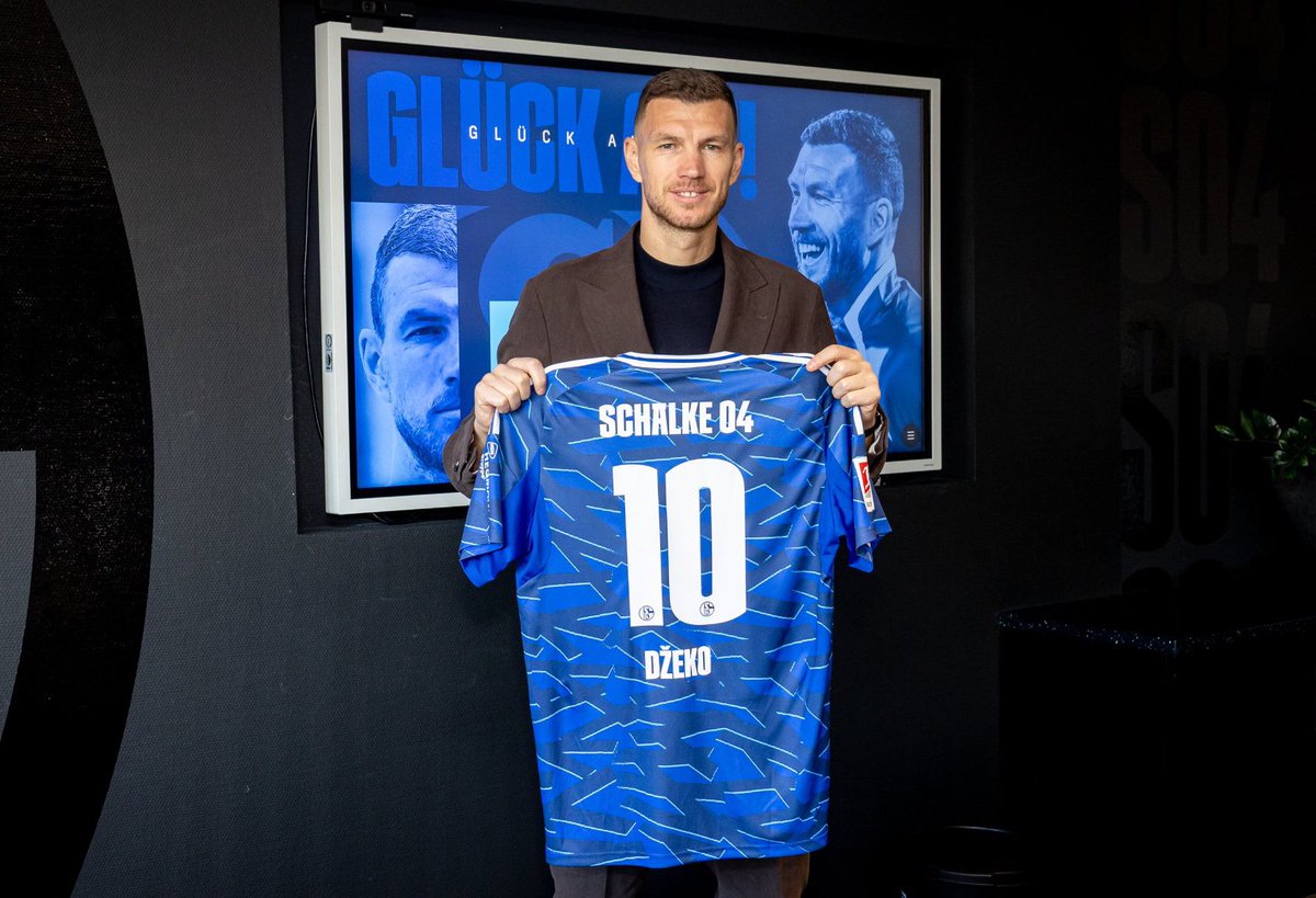 🚨 OFFICIEL ! 𝗘𝗗𝗜𝗡 𝗗𝗭𝗘𝗞𝗢 🇧🇦 𝗦𝗜𝗚𝗡𝗘 𝗔̀ 𝗦𝗖𝗛𝗔𝗟𝗞𝗘 𝟬𝟰 𝗘𝗡 𝗣𝗥𝗢𝗩𝗘𝗡𝗔𝗡𝗖𝗘 𝗗𝗘 𝗟𝗔 𝗙𝗜𝗢𝗥𝗘𝗡𝗧𝗜𝗡𝗔 ! 💙🤍

L’attaquant de 39 ans s’engage chez le leader de la deuxième division allemande. 

📸 <a href="/s04/">FC Schalke 04</a>