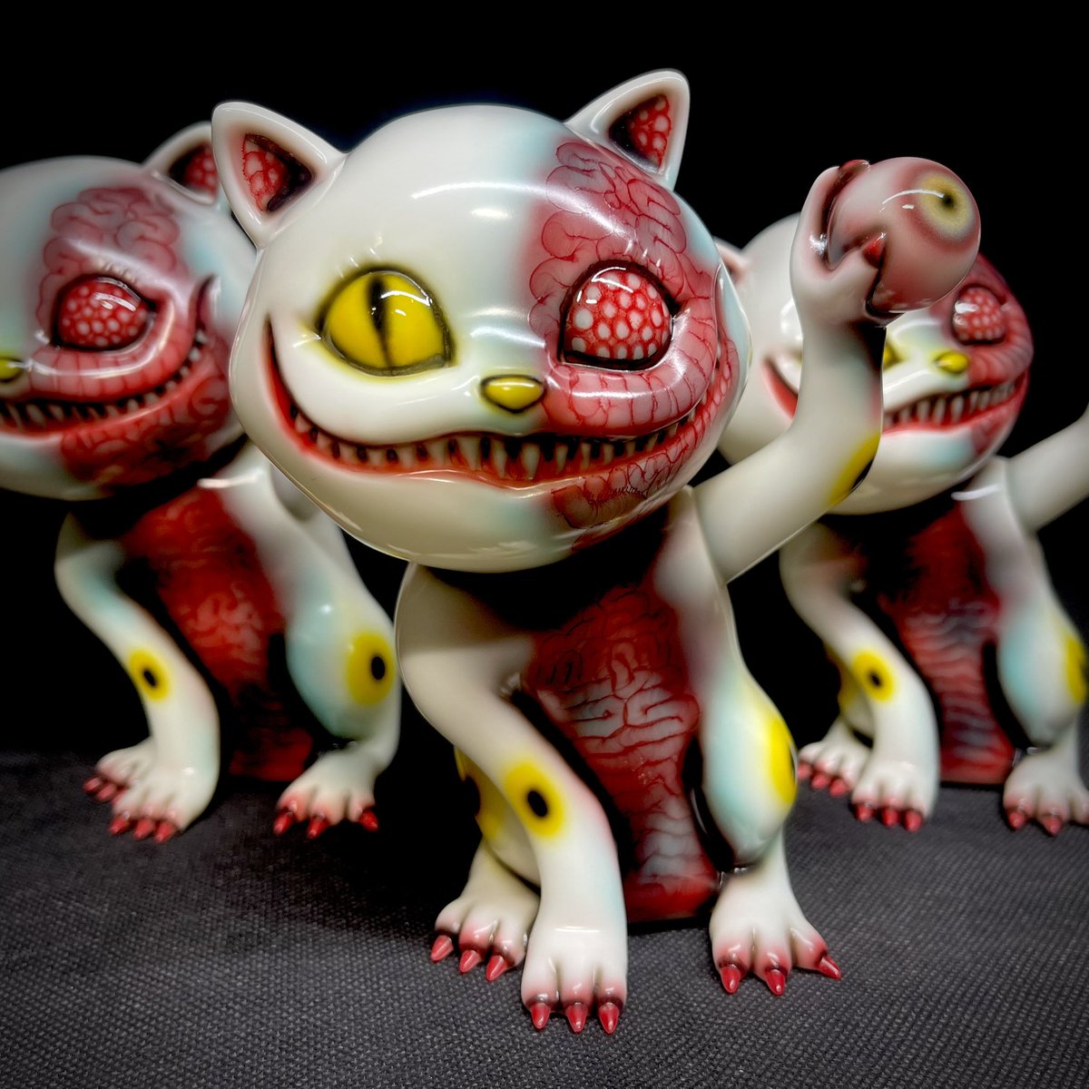 どっかから目ん玉勝ち取ってきたヤバいTAMA