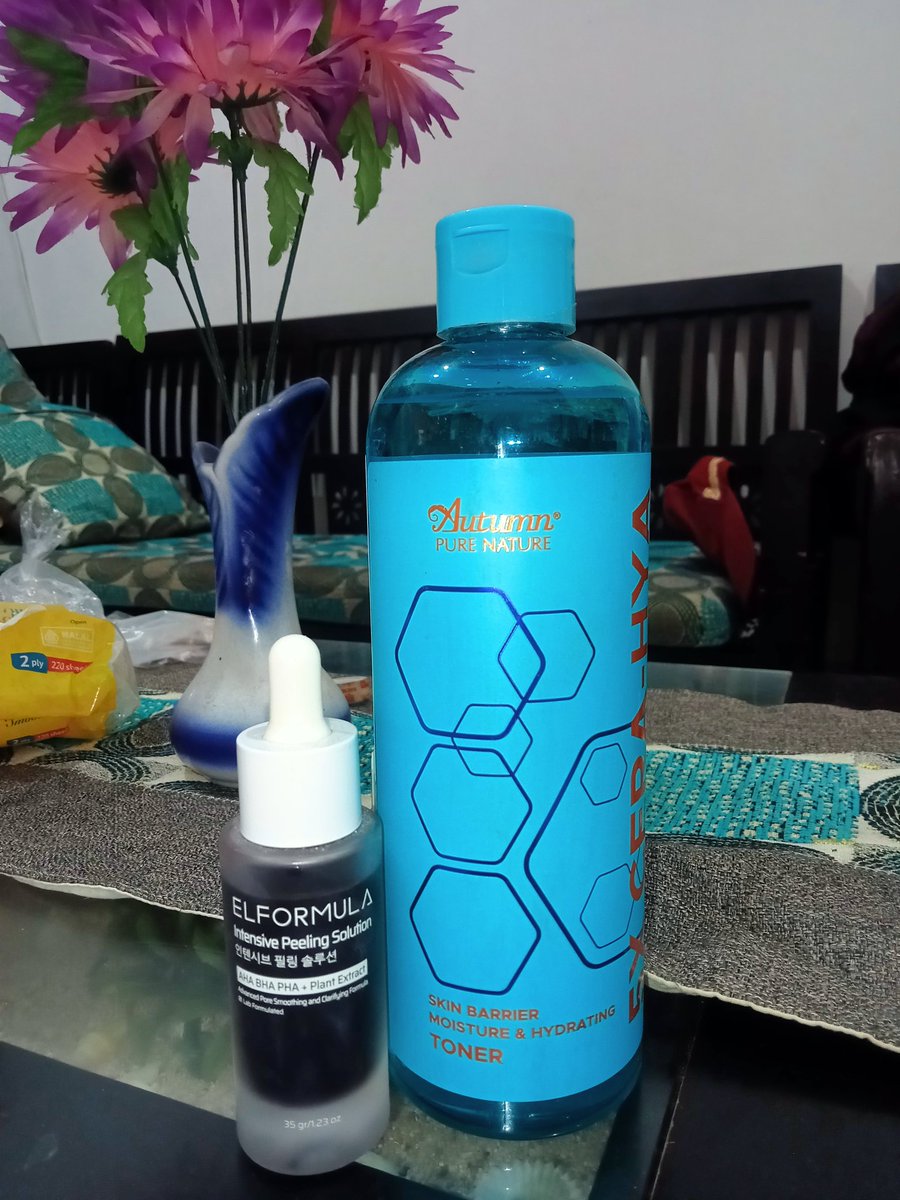 nblbngprtw4_'s tweet photo. yang area sidoarjo ak mau preloved skincareku
1. Elformula Peeling Serum
2. Autumn 5x Cera-Hya
Dapat dua cuman 85rb aj bru dua kali pemakaian expnya juga masih 2027 bisa di nego juga https://t.co/IokBiT8qbl