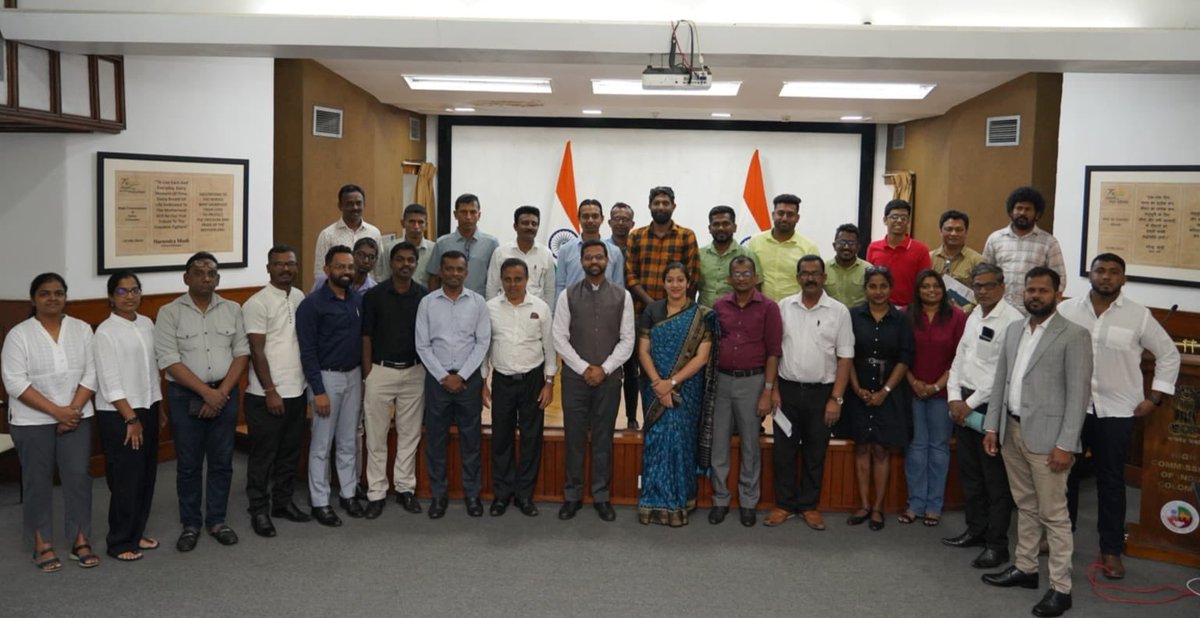 IndiainSL's tweet photo. A group of 30 media professionals from Sri Lanka will attend a knowledge exchange and capacity building programme in Hyderabad from 26 Jan–1 Feb 2026. An interactive session for the participants was held at the High Commission ahead of their departure.
The initiative is part of 🇮🇳's enhanced capacity-building framework covering 1000 🇱🇰 civil service officers and professionals annually.

@MEAIndia @IndianDiplomacy