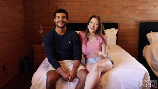 HotGuysFuck.com tweet media