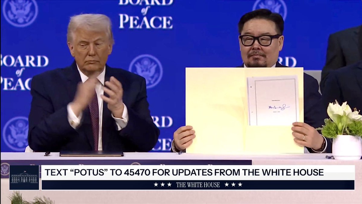 Монгол аливаа эвсэлд нэгдэж ороход дан ганц ЕС шийддэггүй тогтолцоо улс даа. Энэ ингээд дураараа гарыг үсэг зурчдаг наасан.