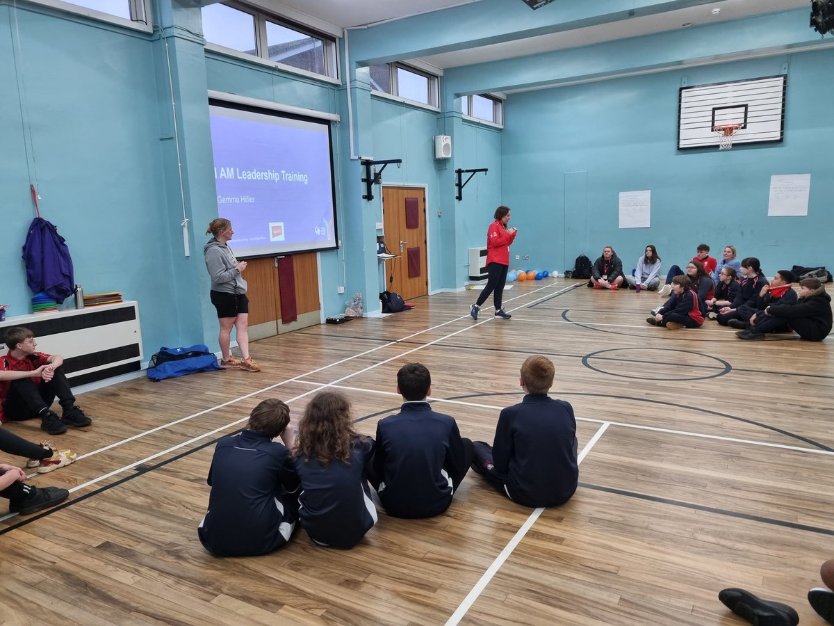 ⚠️ Huxlow Leadership ⚠️ 
Inspiring morning with our yr9 students taking part in the inclusive I AM leadership programme. 
Can't waiting to see you all in action this year!