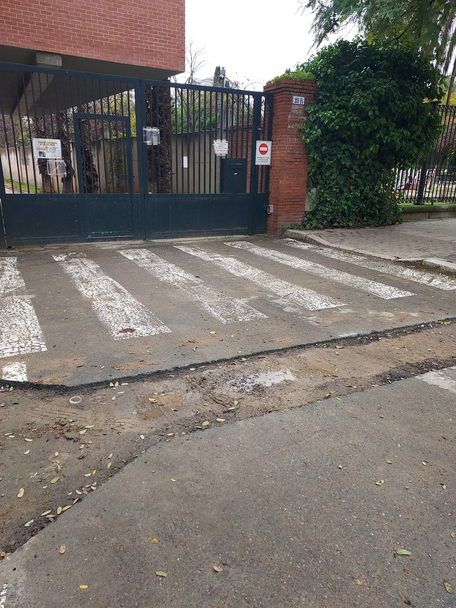 Con un poquito de maquillaje seguimos igual... <a href="/abcdesevilla/">ABC de Sevilla</a> <a href="/Ayto_Sevilla/">Ayuntamiento de Sevilla</a> <a href="/ppopular/">Partido Popular</a> <a href="/Nervion_aldia/">Nervión al día</a> <a href="/jlsanzalcalde/">José Luis Sanz</a>