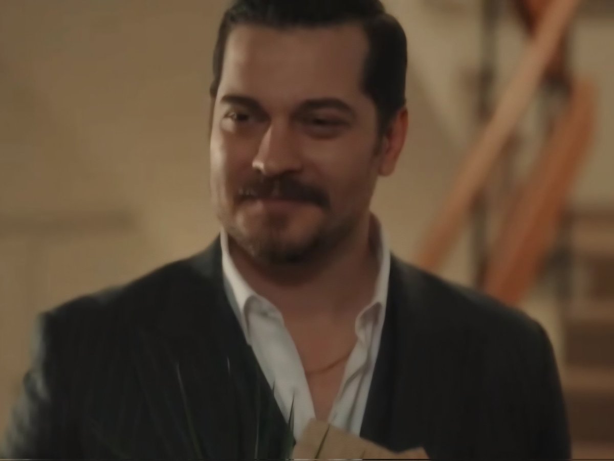 yetimlerin babası oldum senin bebelerinin babası olmaya geldim güzelim 🥲