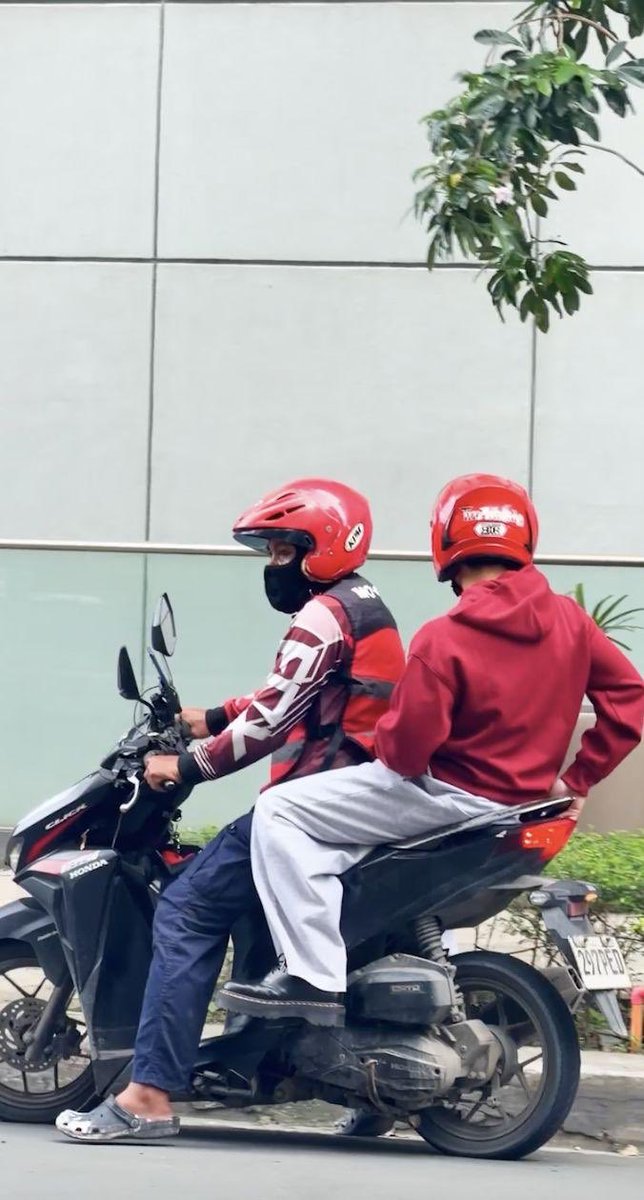 TeamWillOFC's tweet image. Will Ashley spotted!! 

….Sa Move it! 😝