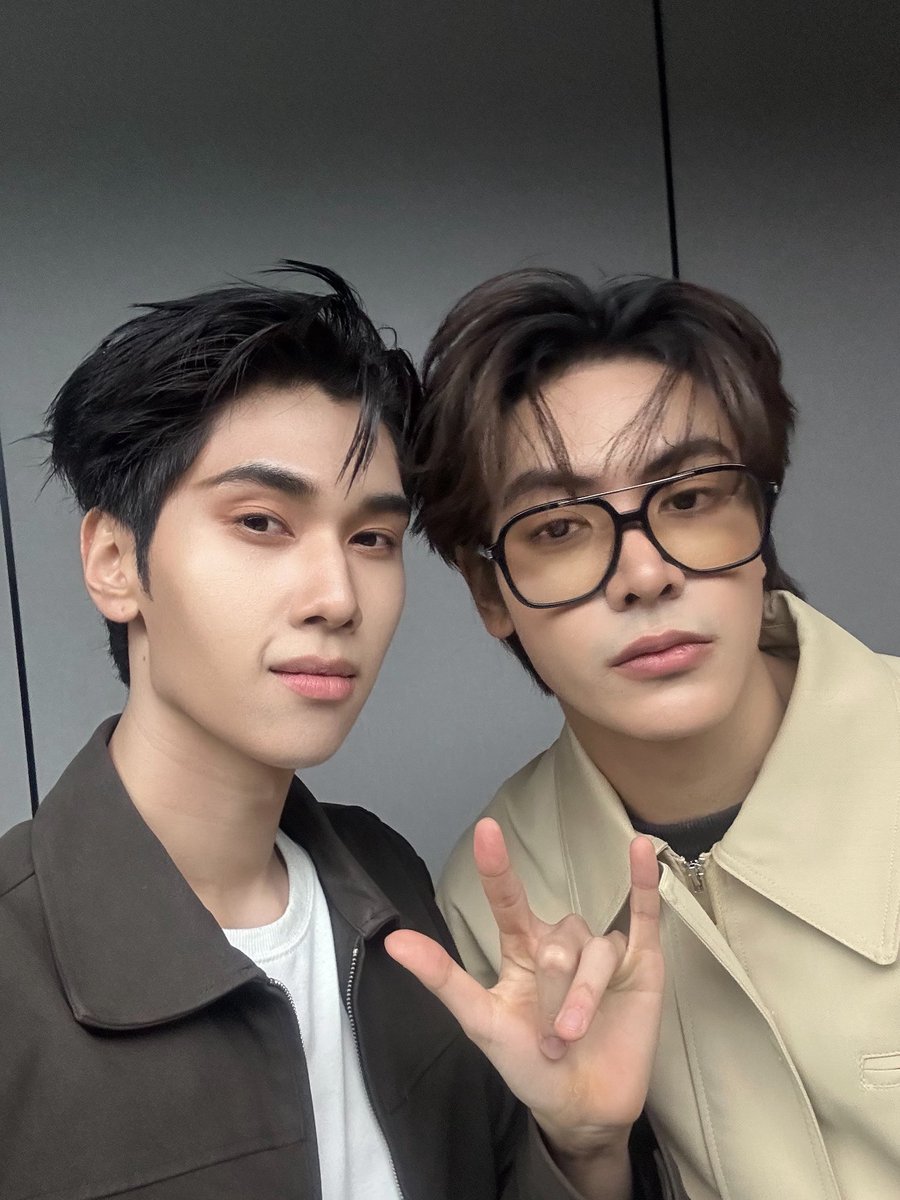 DareYouToDeath's tweet image. มาเจอพวกเรากันในไลฟ์นะคร้าบบบ
#DareYouToDeathEP5