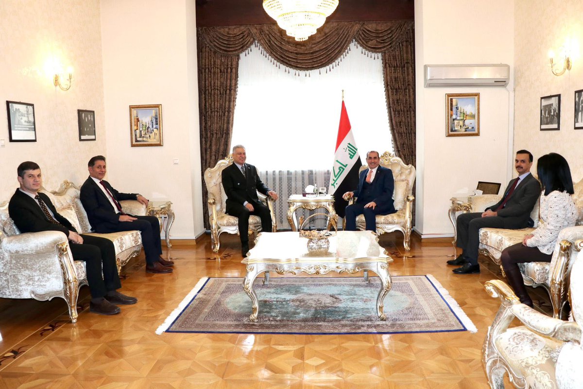Ankara’da bulunduğumuz sırada, Irak’ın Ankara Büyükelçisi ( <a href="/IraqinAnkara/">سفارة جمهورية العراق - أنقرة | ‏Iraq in Ankara</a> ) Sayın Majid Al-Lachmawi ile bir araya gelerek, Irak-Türkiye ilişkilerinin mevcut durumu ve iki ülke arasındaki iş birliğinin geliştirilmesine yönelik görüş alışverişinde bulunduk.