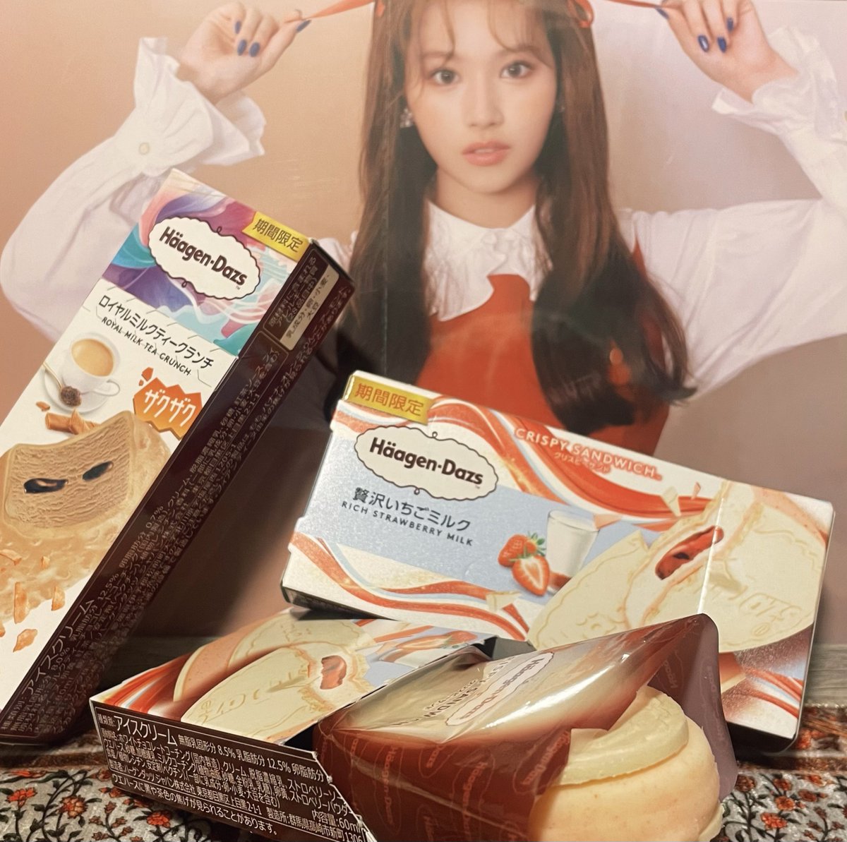 赤リボンが似合うんだから🍓🥛🤍

#新作クリスピーサンド
#贅沢いちごミルク #TWICE #SANA
