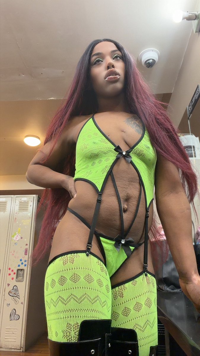 _EbonyLuxe tweet media