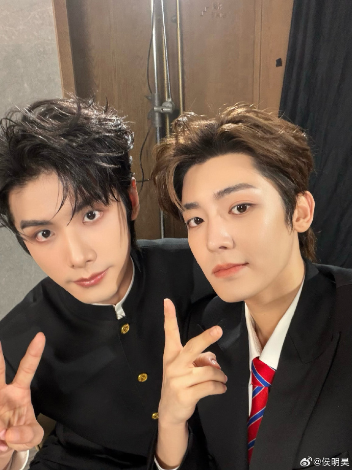 Kandelya_'s tweet photo. Xiao Hou dgn para bujang ganteng di #Glory
#HouMinghao #LiFei #ChenRuoXuan #ZhaoYiQin https://t.co/IuJRu5WDS0