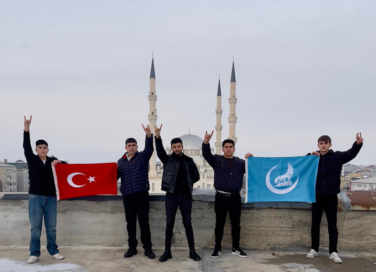 Ülkü Ocakları Iğdır İl Başkanlığı Ortaöğretim Birimi olarak, Yusuf Akçura Ortaöğretim Yarıyıl  Gelişim Programı kapsamında Satranç oyunlarımızı oynadık. ♟️🎲📚🇹🇷

Birlikte öğrendik, düşündük ve keyifli vakit geçirdik. 🤝✨

<a href="/ayyildirim1/">Ahmet Yiğit Yıldırım</a> 
<a href="/UmurGuzerin/">Umur Güzerin</a> 
<a href="/Alp_076/">Alparslan Çelikten</a> 
<a href="/cihanpiralx/">Cihan Piral</a>